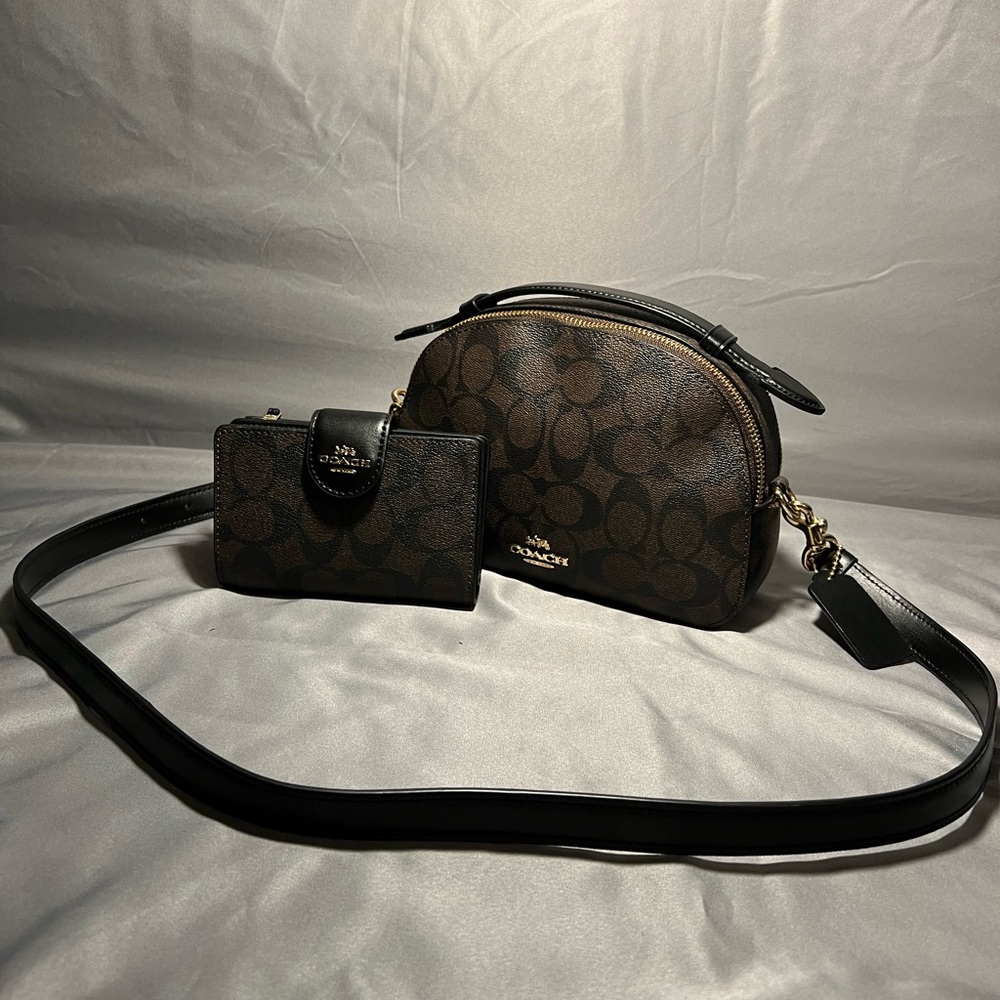 Women’s Coach Crossbody Signature Canvas Set With Wallet